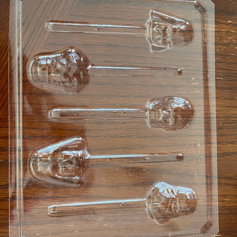 (2) Star Wars chocolate lollipop molds